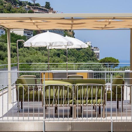 Ferienwohnung Futura Smart Flat - De Vivo Realty Sorrent Exterior foto